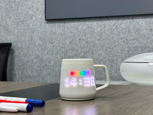 Custom Gifts Set für den Muttertag Ai-verstärkte Keramik-Tasse mit Pixel-Display Modernes Design Geschenk